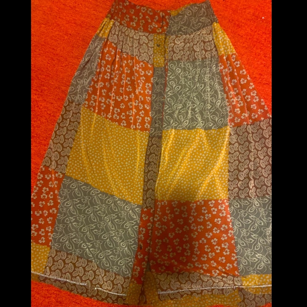 Patterned skirt